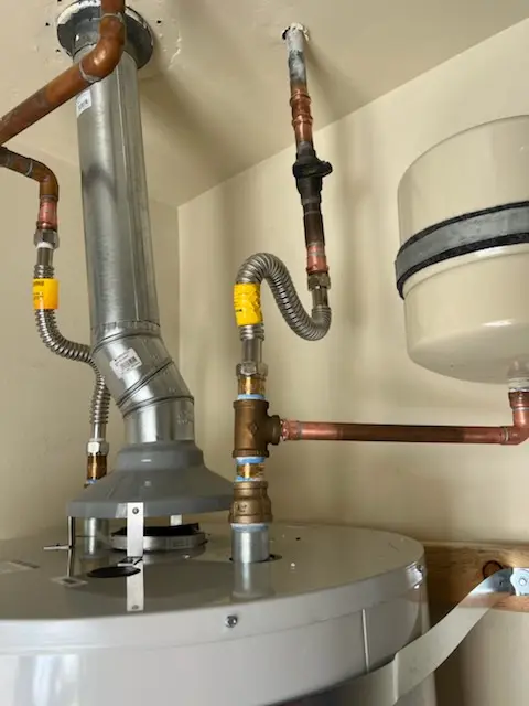 Water heater installation and plumbing repair in Bryans Road